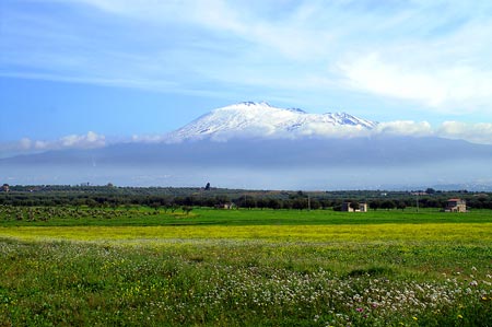 Panorama vulcano Etna in Sicilia